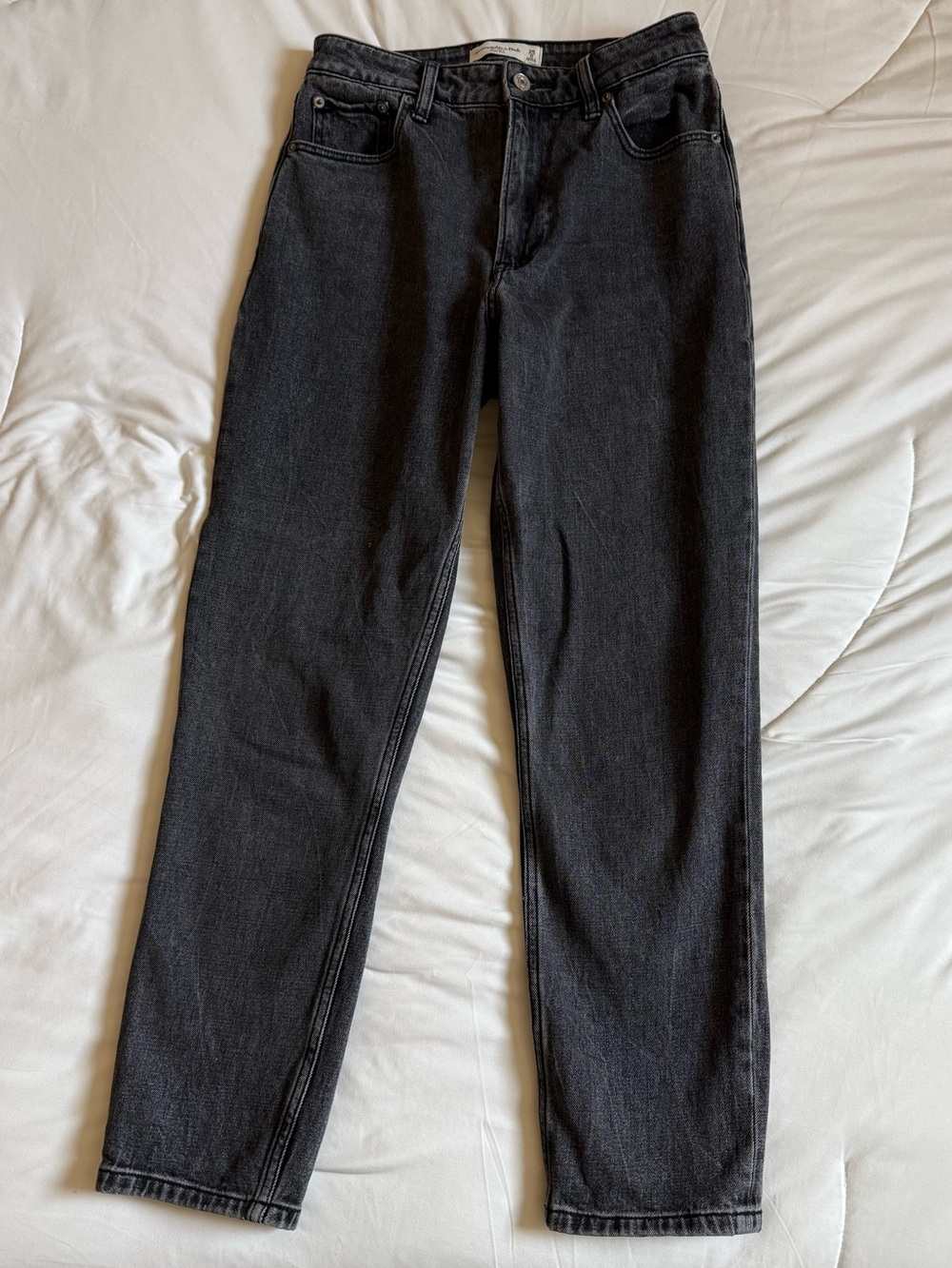Abercrombie & Fitch size 25/0 The Mom High Rise curve love